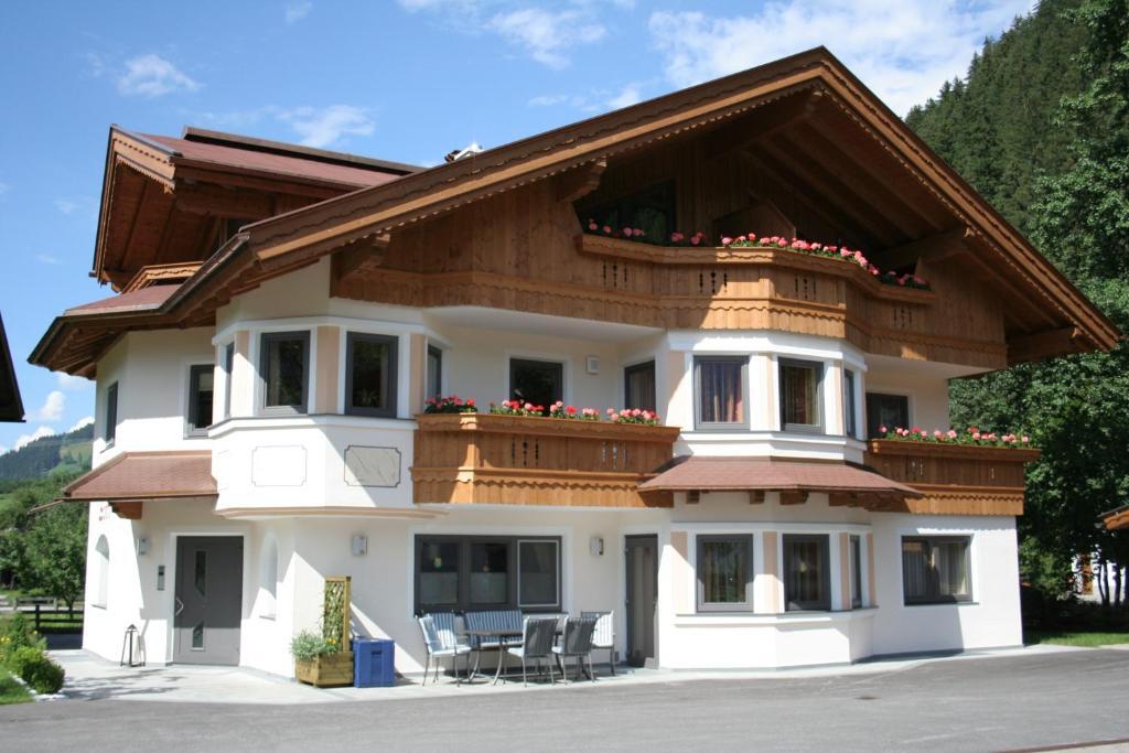 Appartement Zottl Mayrhofen Ngoại thất bức ảnh